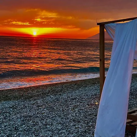 La Pausa * Sarandë